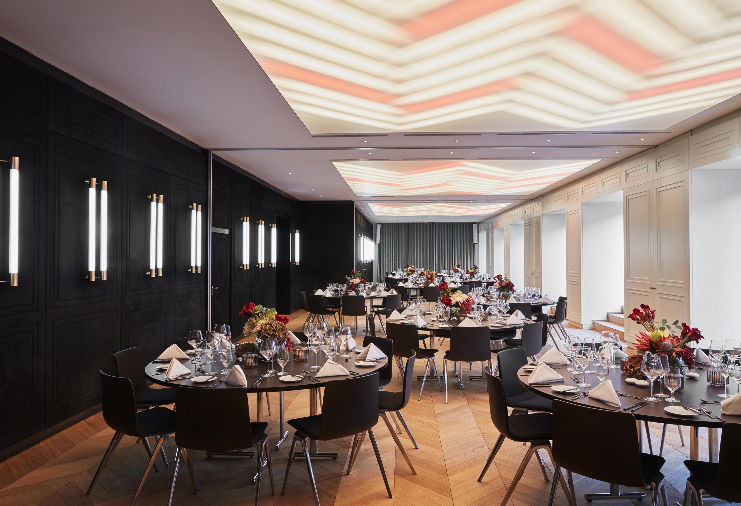 Roomers Munich, Autograph Collection 5* Мюнхен