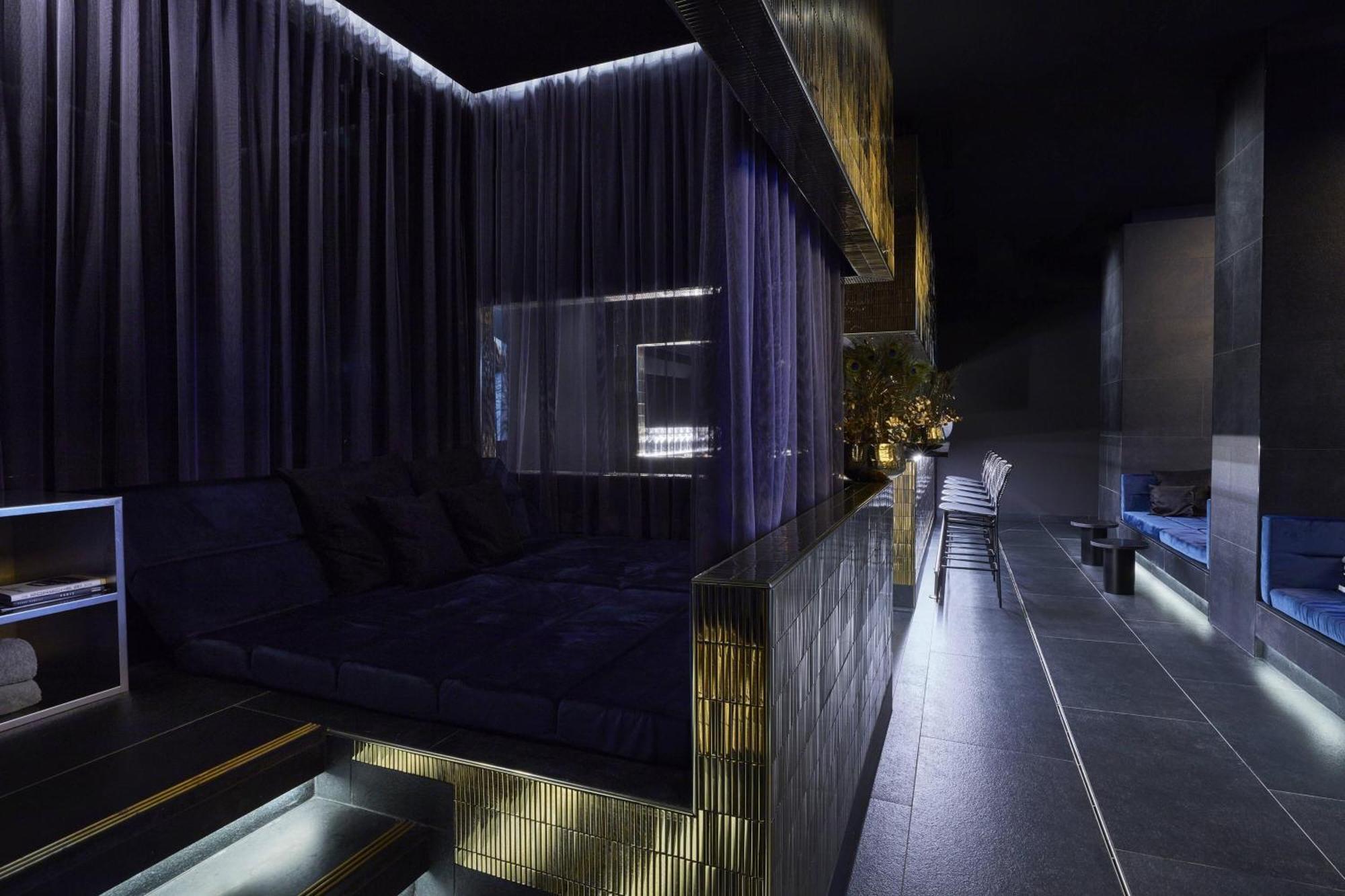 Отель Roomers Munich, Autograph Collection