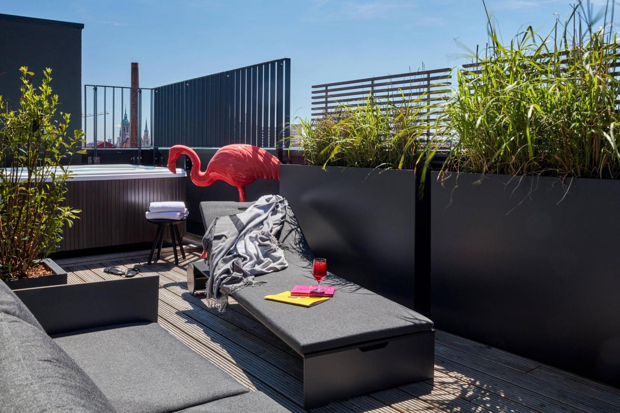 Roomers Munich, Autograph Collection 5*