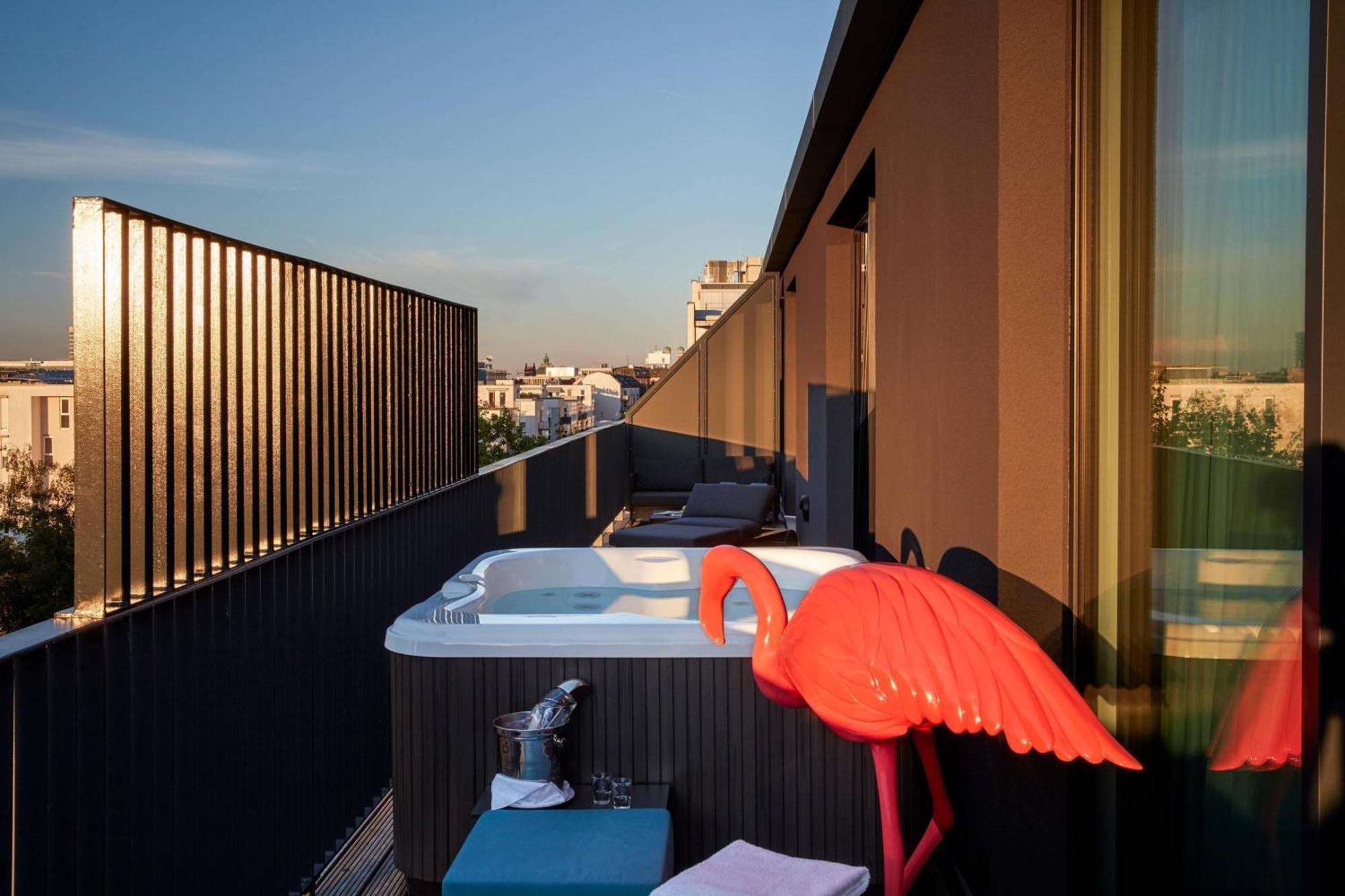 Roomers Munich, Autograph Collection 5* Monaco di Baviera