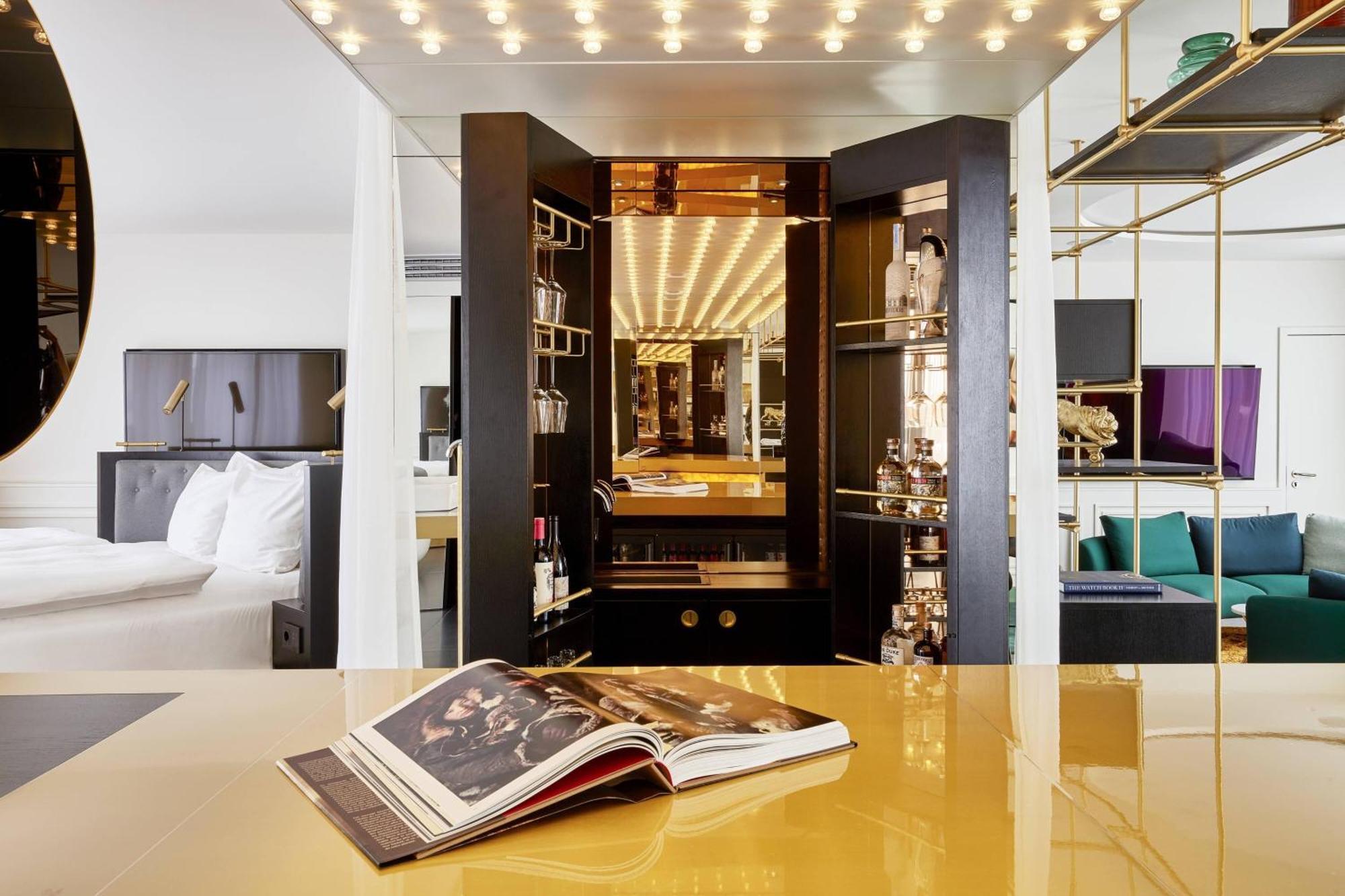 Roomers Munich, Autograph Collection 5* Monaco di Baviera