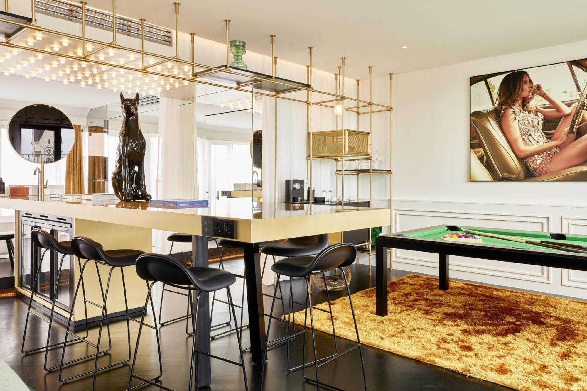 Roomers Munich, Autograph Collection Hotel 5*