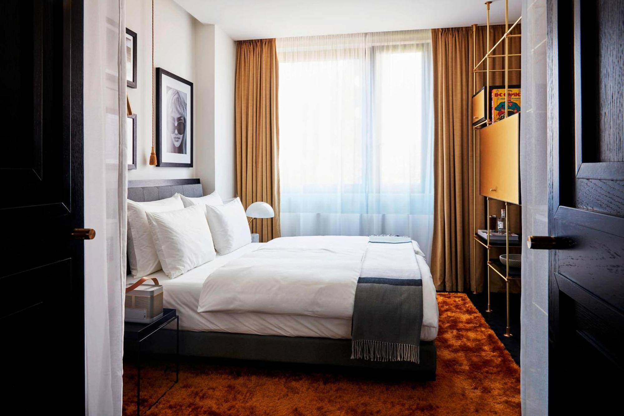 Roomers Munich, Autograph Collection 5* Monaco di Baviera